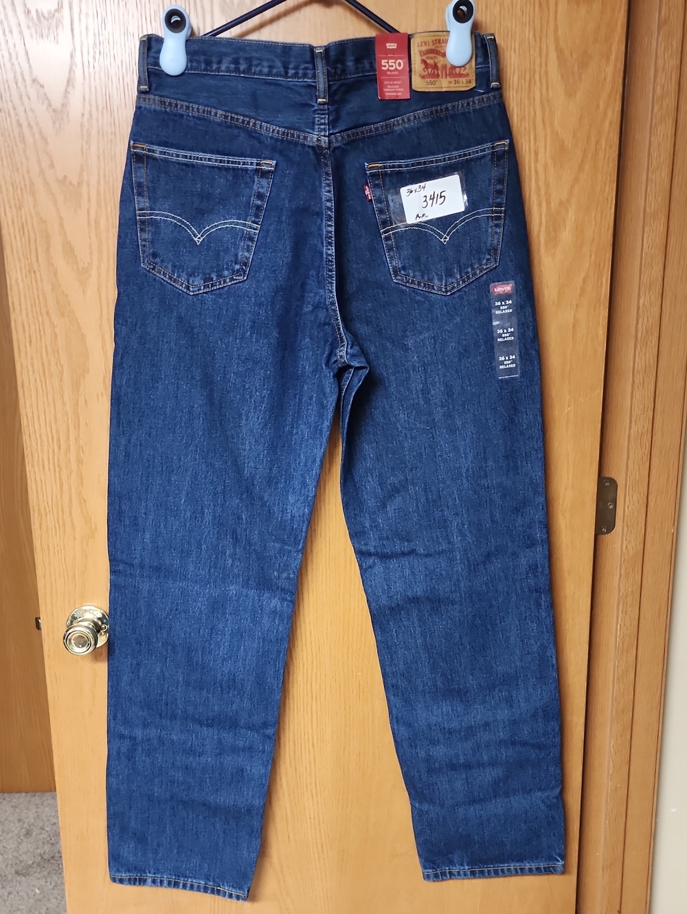 Levi's 550 Relaxed Fit Jeans - Dark Blue Denim 36x34 number 3415